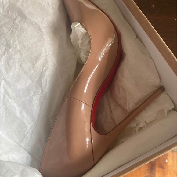 So Kate nude Christian Louboutin 38.5, GORGEOUS - Picture 4 of 6